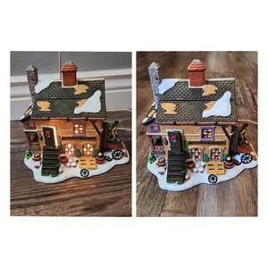 Carole Towne 2002 Carriage Maker Christmas Village House Lighted Porcelain Decor